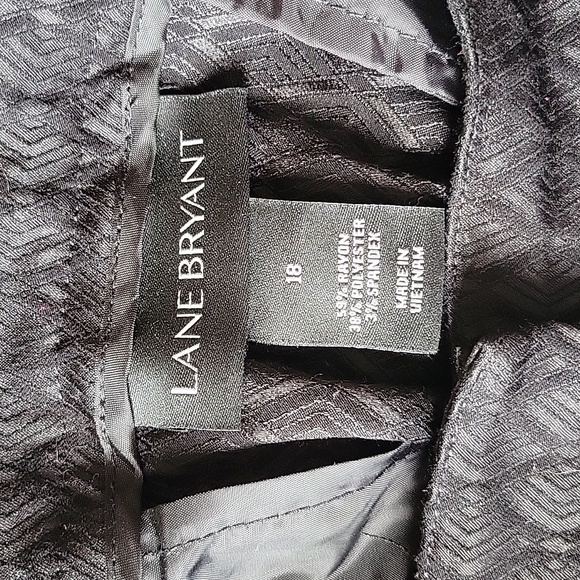 L.Bryant textured ankle pant - Picture 2 of 4